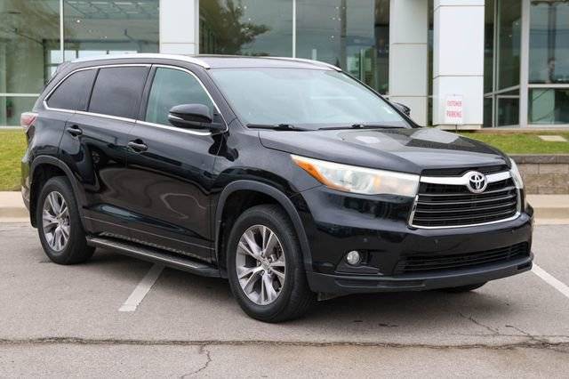 2015 Toyota Highlander XLE FWD photo