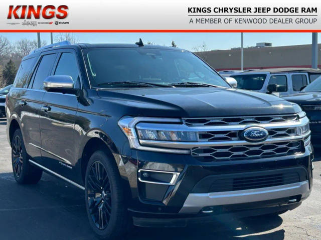 2023 Ford Expedition Platinum 4WD photo