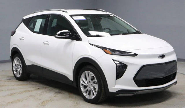2022 Chevrolet Bolt EUV LT FWD photo
