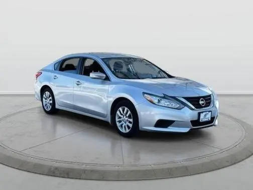 2016 Nissan Altima 2.5 S FWD photo