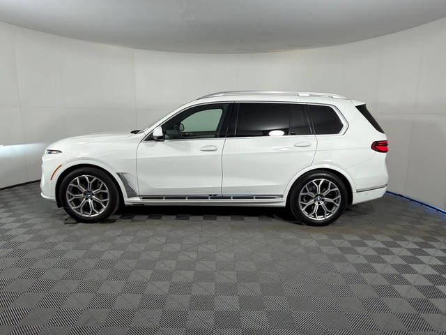 2023 BMW X7 xDrive40i AWD photo