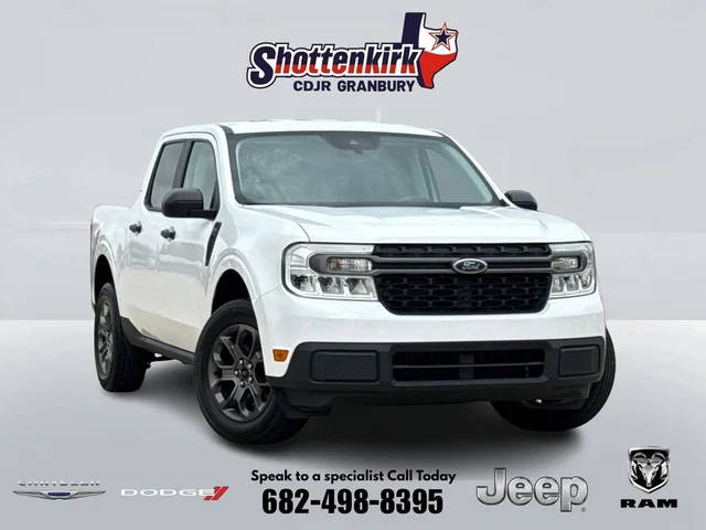 2023 Ford Maverick XLT FWD photo
