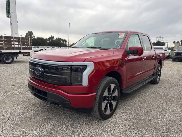2022 Ford F-150 Lightning Platinum AWD photo