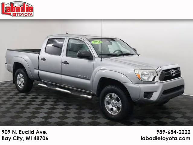2015 Toyota Tacoma  4WD photo