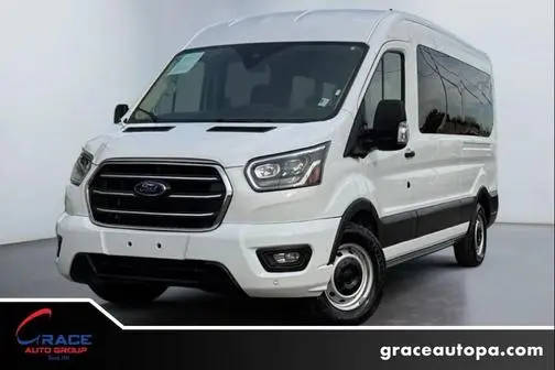 2023 Ford Transit Passenger Wagon XLT RWD photo