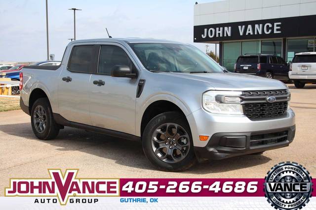 2022 Ford Maverick XLT AWD photo