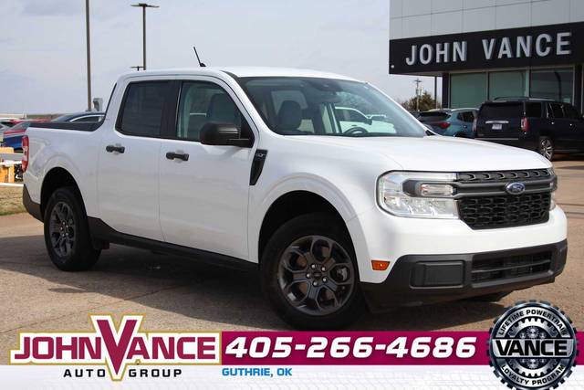 2023 Ford Maverick XLT AWD photo