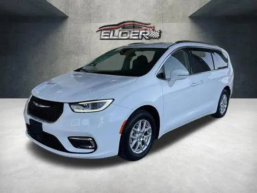 2022 Chrysler Pacifica Minivan Touring L FWD photo