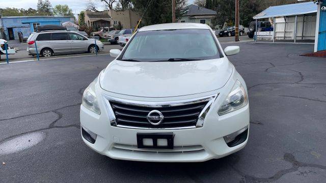 2015 Nissan Altima 2.5 S FWD photo