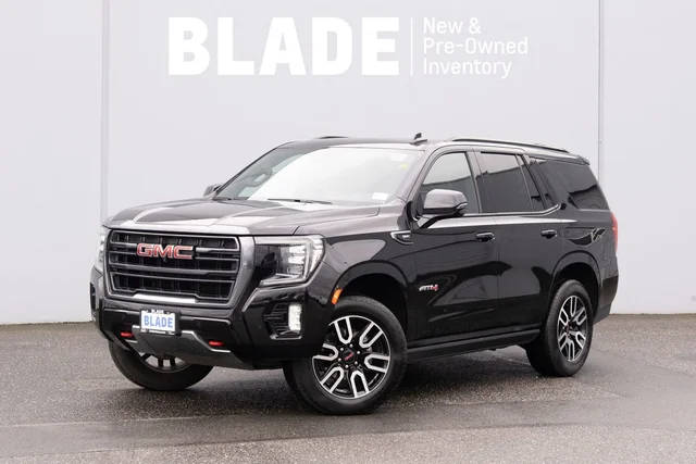 2023 GMC Yukon AT4 4WD photo