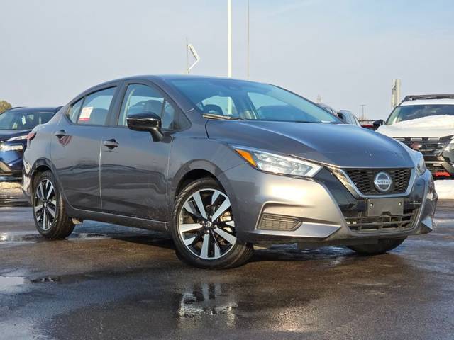 2022 Nissan Versa SR FWD photo
