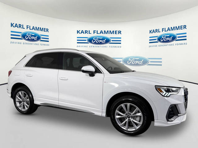 2023 Audi Q3 S line Premium AWD photo