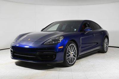 2023 Porsche Panamera Platinum Edition RWD photo