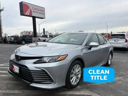 2023 Toyota Camry LE FWD photo