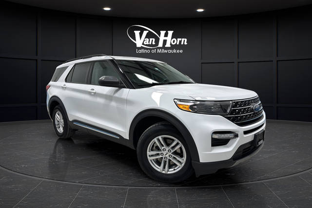2023 Ford Explorer XLT 4WD photo