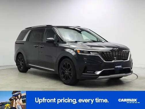 2022 Kia Carnival SX FWD photo