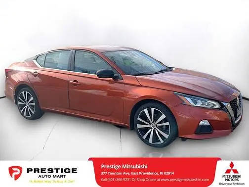 2022 Nissan Altima 2.5 SR AWD photo