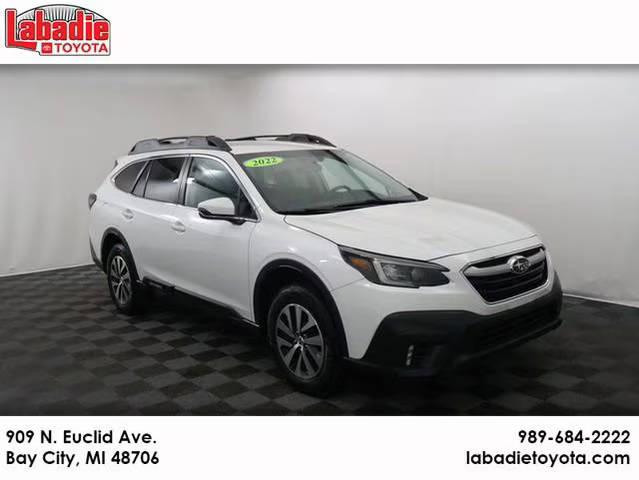 2022 Subaru Outback Premium AWD photo