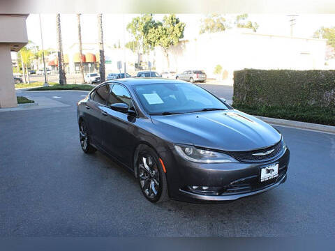 2015 Chrysler 200 S AWD photo