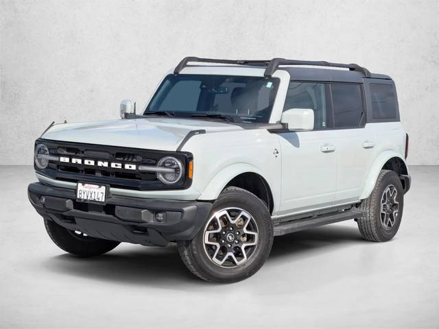 2021 Ford Bronco 4 Door Outer Banks 4WD photo