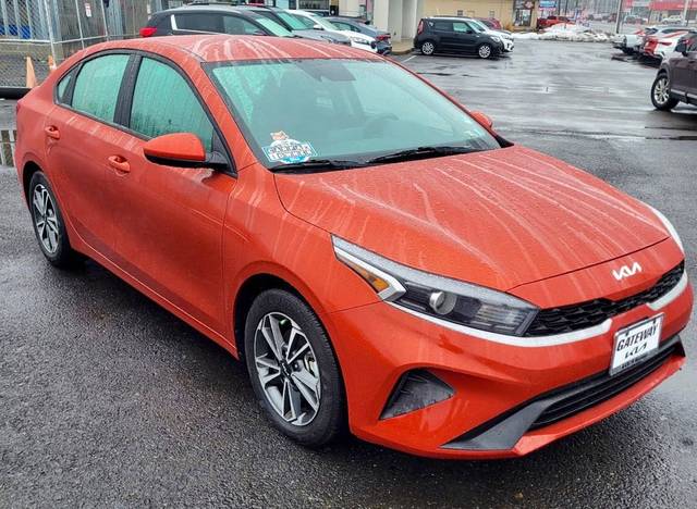 2023 Kia Forte LXS FWD photo