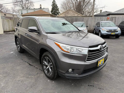 2016 Toyota Highlander XLE AWD photo
