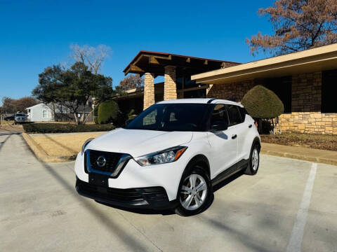 2020 Nissan Kicks S FWD photo