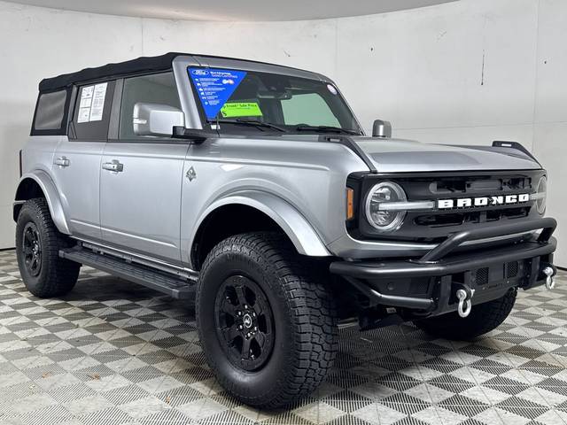 2021 Ford Bronco 4 Door Outer Banks 4WD photo