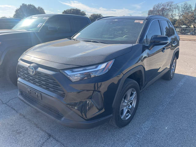 2023 Toyota RAV4 Hybrid XLE AWD photo