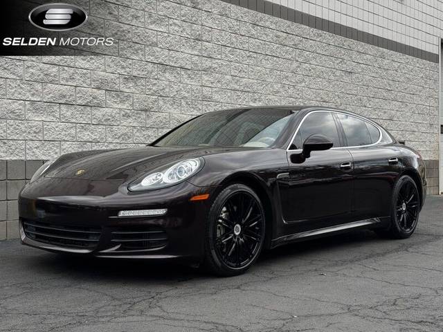 2015 Porsche Panamera S RWD photo