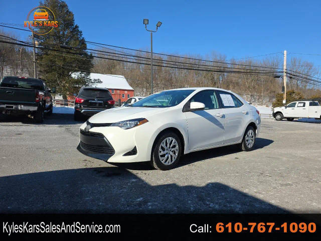 2018 Toyota Corolla  FWD photo