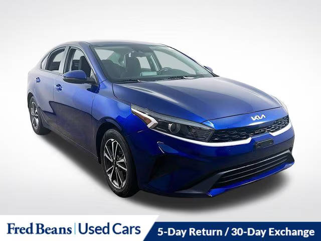 2023 Kia Forte LXS FWD photo