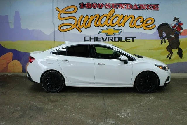 2018 Chevrolet Cruze Premier FWD photo