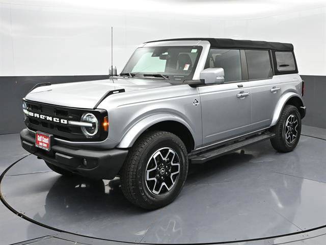 2021 Ford Bronco 4 Door Outer Banks 4WD photo