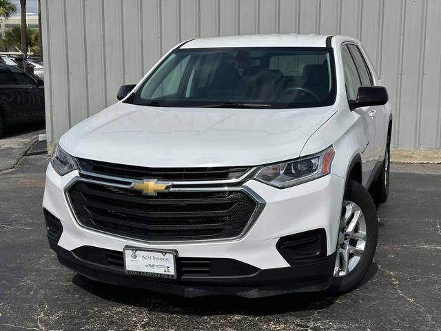 2020 Chevrolet Traverse LS AWD photo