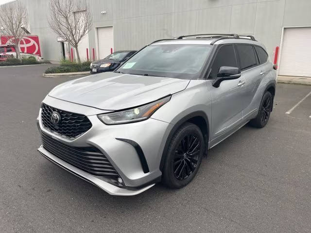 2023 Toyota Highlander XSE AWD photo