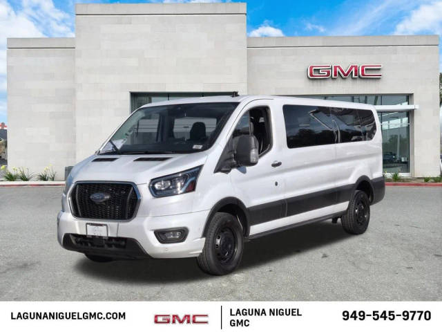 2023 Ford Transit Passenger Wagon XL RWD photo