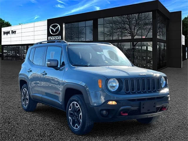 2016 Jeep Renegade Trailhawk 4WD photo