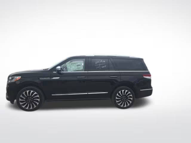2022 Lincoln Navigator Black Label 4WD photo