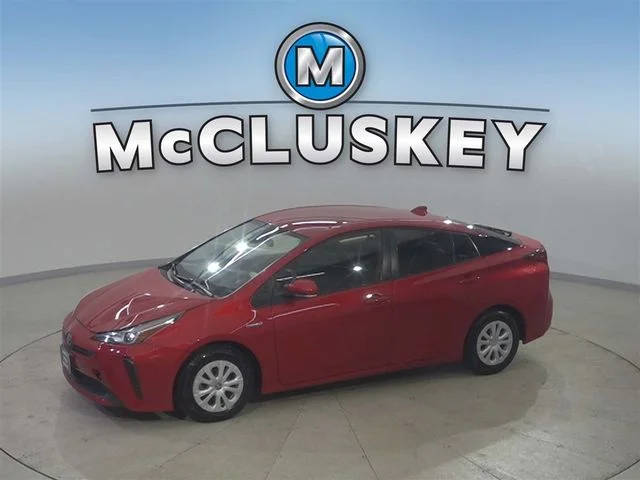 2022 Toyota Prius LE FWD photo