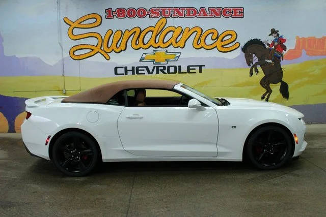 2018 Chevrolet Camaro 1LT RWD photo