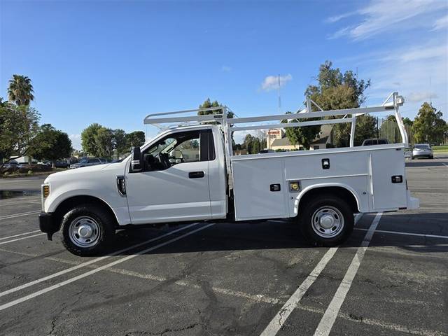 2019 Ford F-350 Super Duty XL RWD photo