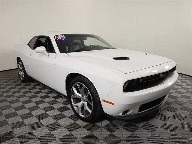 2015 Dodge Challenger SXT Plus RWD photo