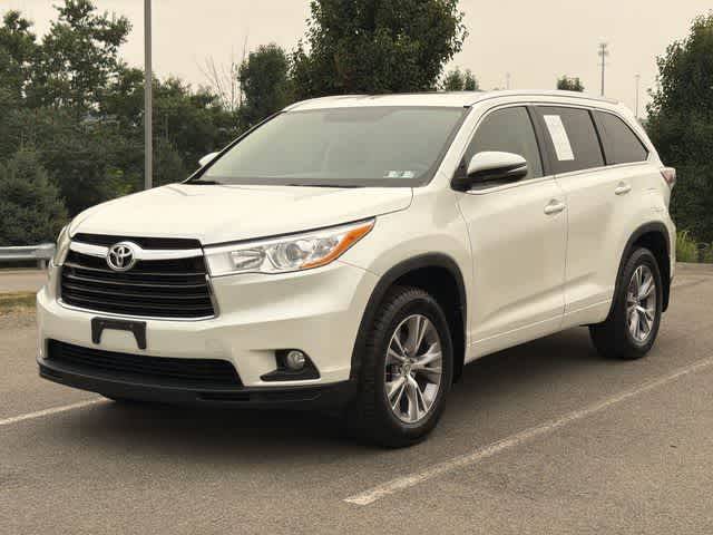 2015 Toyota Highlander XLE AWD photo
