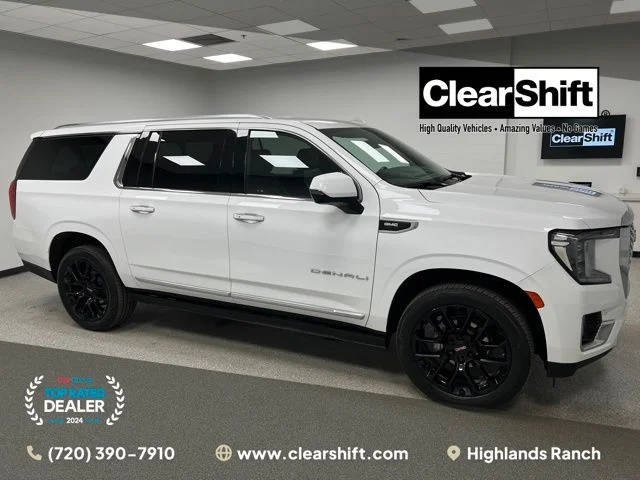 2022 GMC Yukon XL Denali 4WD photo
