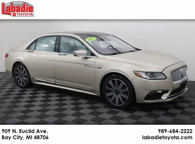 2017 Lincoln Continental Reserve AWD photo