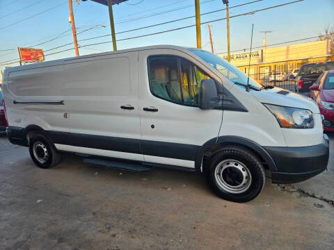 2017 Ford Transit Van  RWD photo