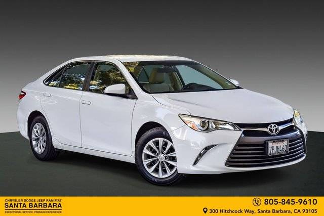 2016 Toyota Camry LE FWD photo