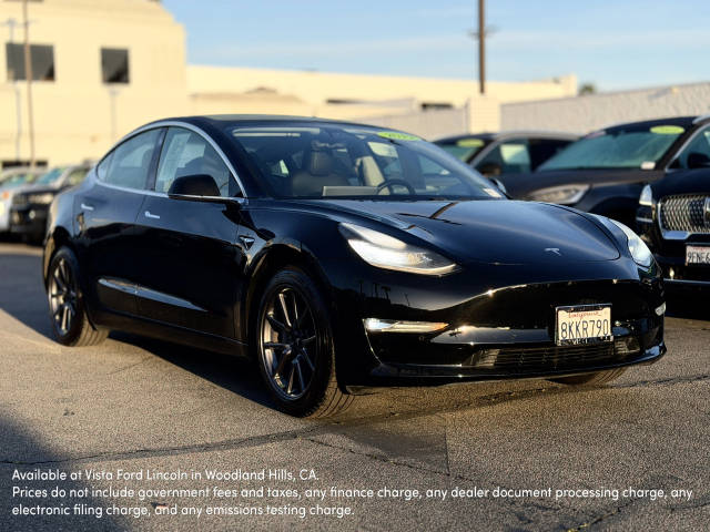 2019 Tesla Model 3 Mid Range RWD photo