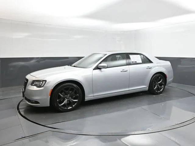 2023 Chrysler 300 300S RWD photo